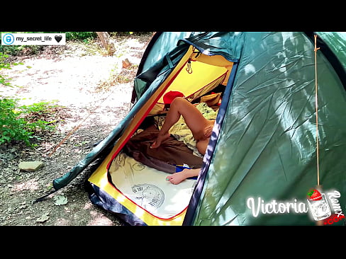 ❤️ ຖ່າຍໃນກ້ອງຖ່າຍຮູບ Passionate jerk off Stranger in a tent ❤ ການຮ່ວມເພດມີຄຸນນະພາບ ຢູ່ພວກເຮົາ ❌️